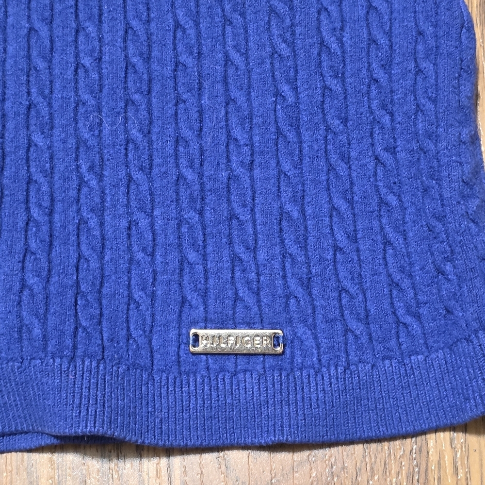 Tommy Hilfiger Youth Girls Blue Cable Knit Boatneck Sweater Large E28 - Picture 3 of 6